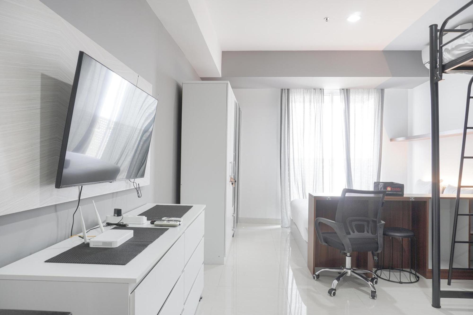 Comfort And Warm At West Vista By Travelio Appartement *